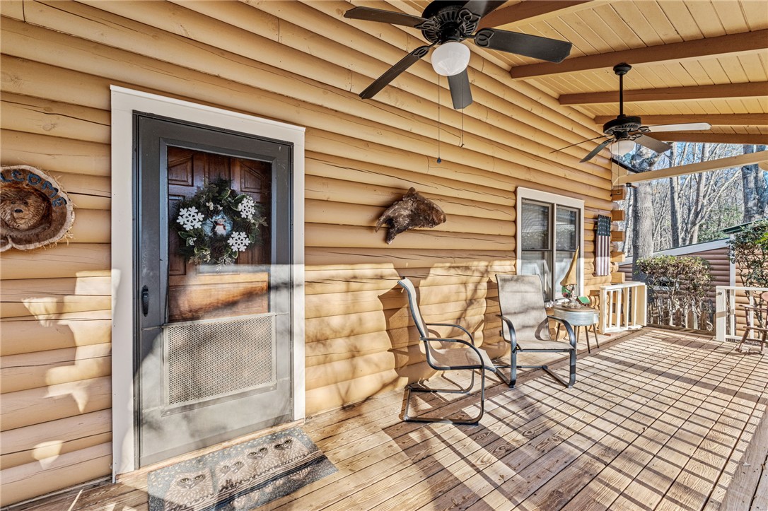 348 Peninsula Drive Anderson, SC 29626 - Photo 3 of 44