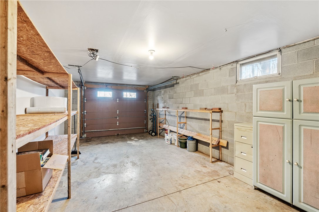 348 Peninsula Drive Anderson, SC 29626 - Photo 32 of 44