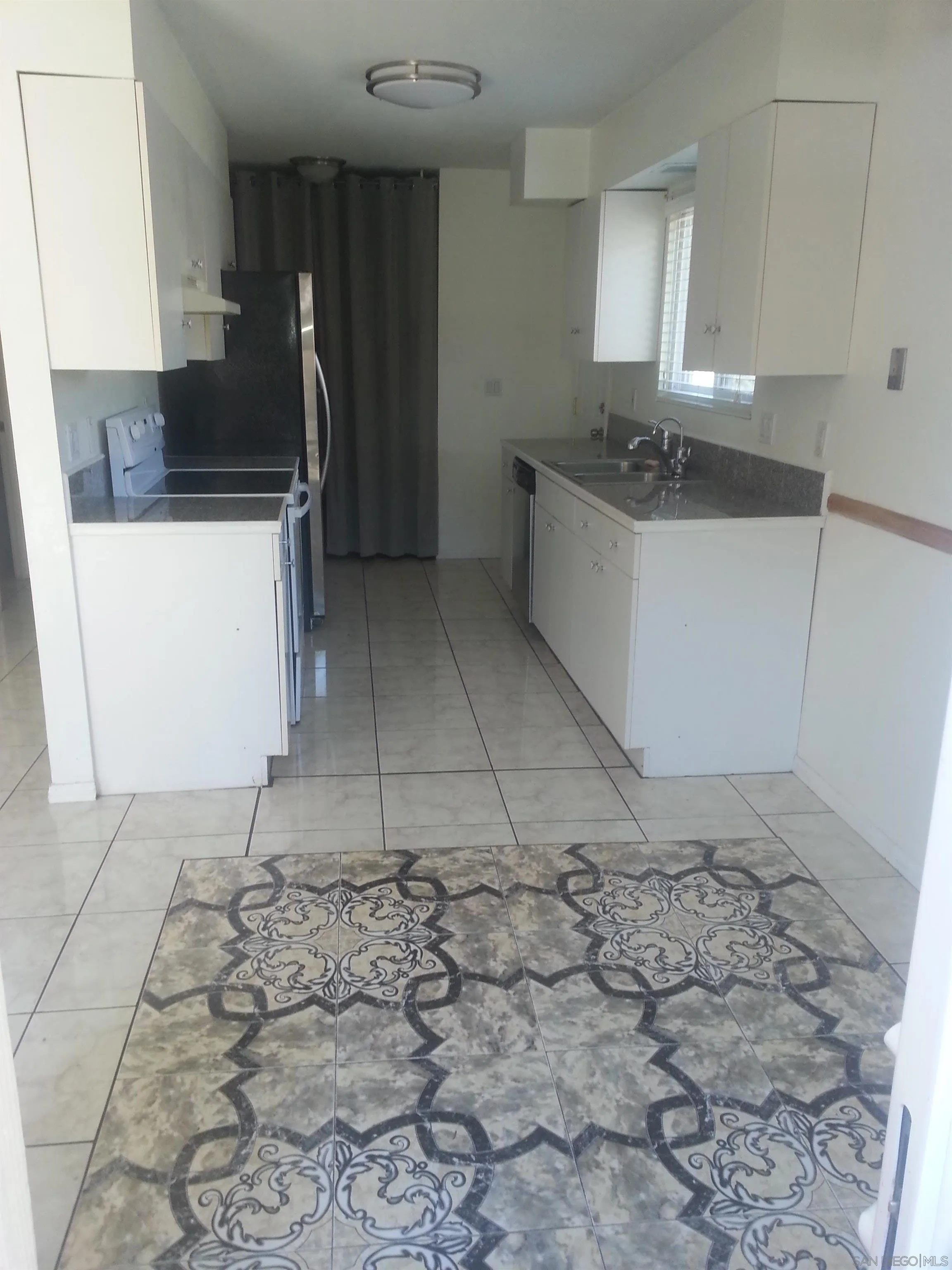 10328 Great Rock Road Santee, CA 92071 - Photo 4 of 13