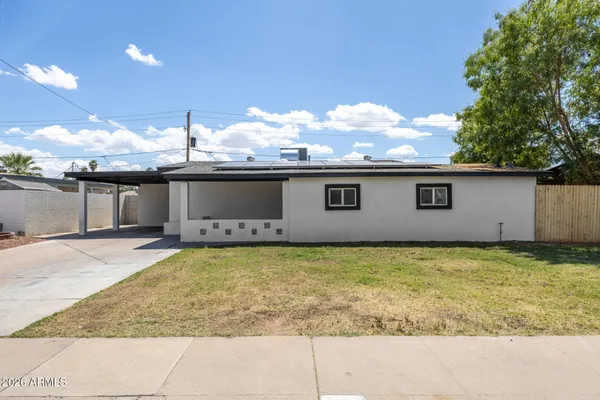 $349,900 | 7601 West Sheila Lane, Phoenix, AZ 85033