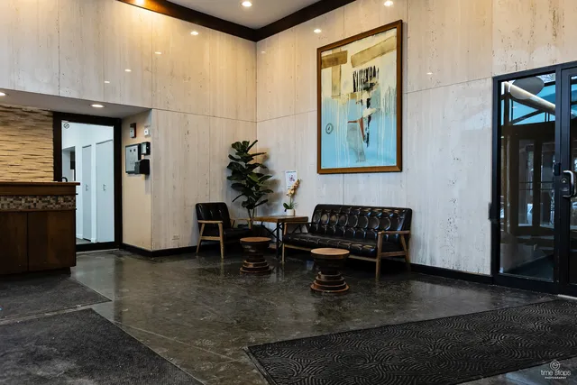 $345,000 | 444 West Fullerton Parkway, Unit 1503, Chicago, IL 60614