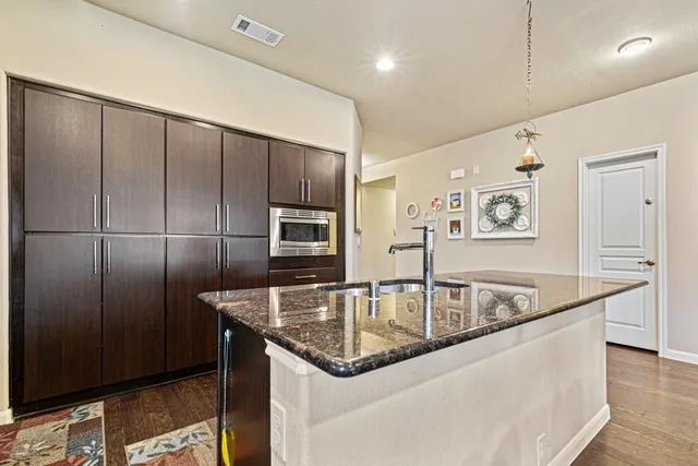 $2,300 | 2106 Blakehill Drive, Forney, TX 75126