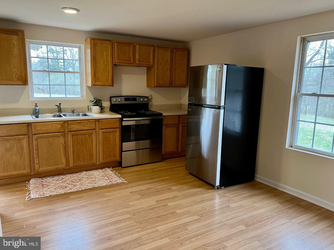 5476 Turkey Run Road Warrenton, VA 20187 - Photo 7 of 15 Laminate in Kitchen