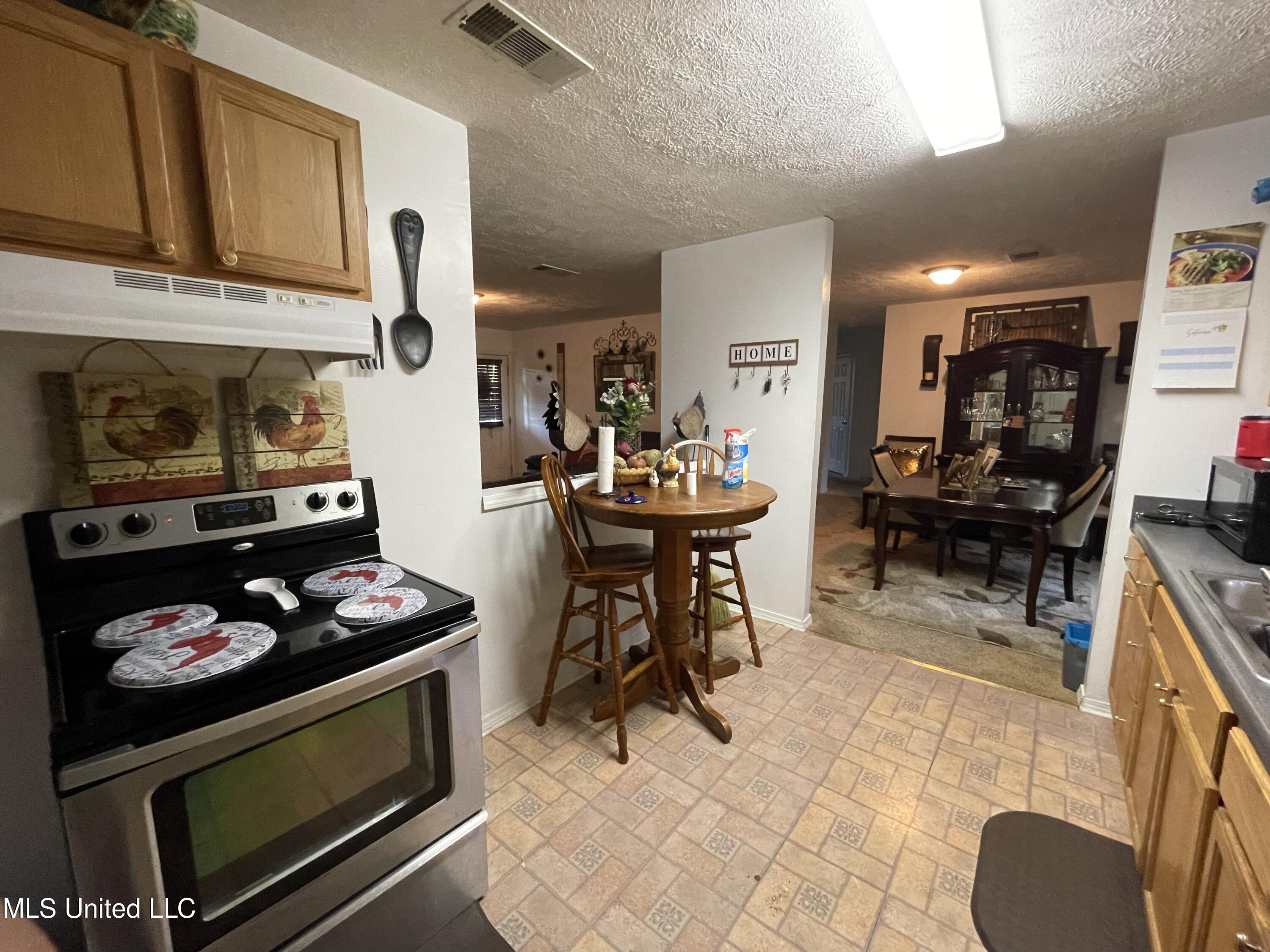 222 Greytown Road Lake, MS 39092 - Photo 4 of 16 8143FB4F-1C35-448C-BCC9-638252B9974B