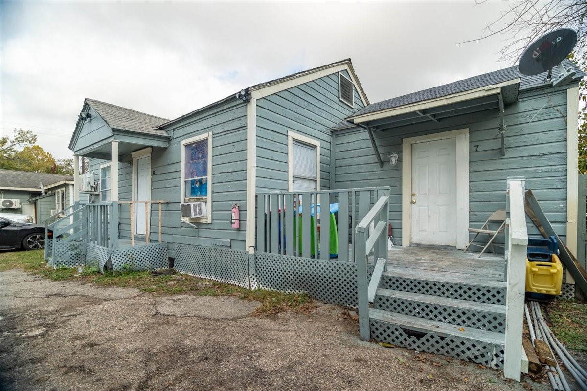 13928 Bandera Street Houston, TX 77015 - Photo 13 of 40 a view of a house with backyard and porch
