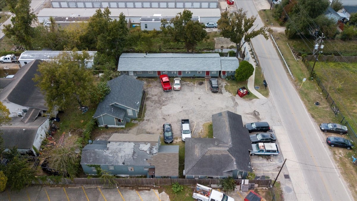 13928 Bandera Street Houston, TX 77015 - Photo 33 of 40 an aerial view of residential houses with outdoor space