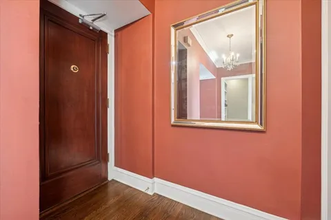 $399,900 | 3750 North Lake Shore Drive, Unit 10H, Chicago, IL 60613