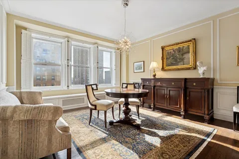 $399,900 | 3750 North Lake Shore Drive, Unit 10H, Chicago, IL 60613