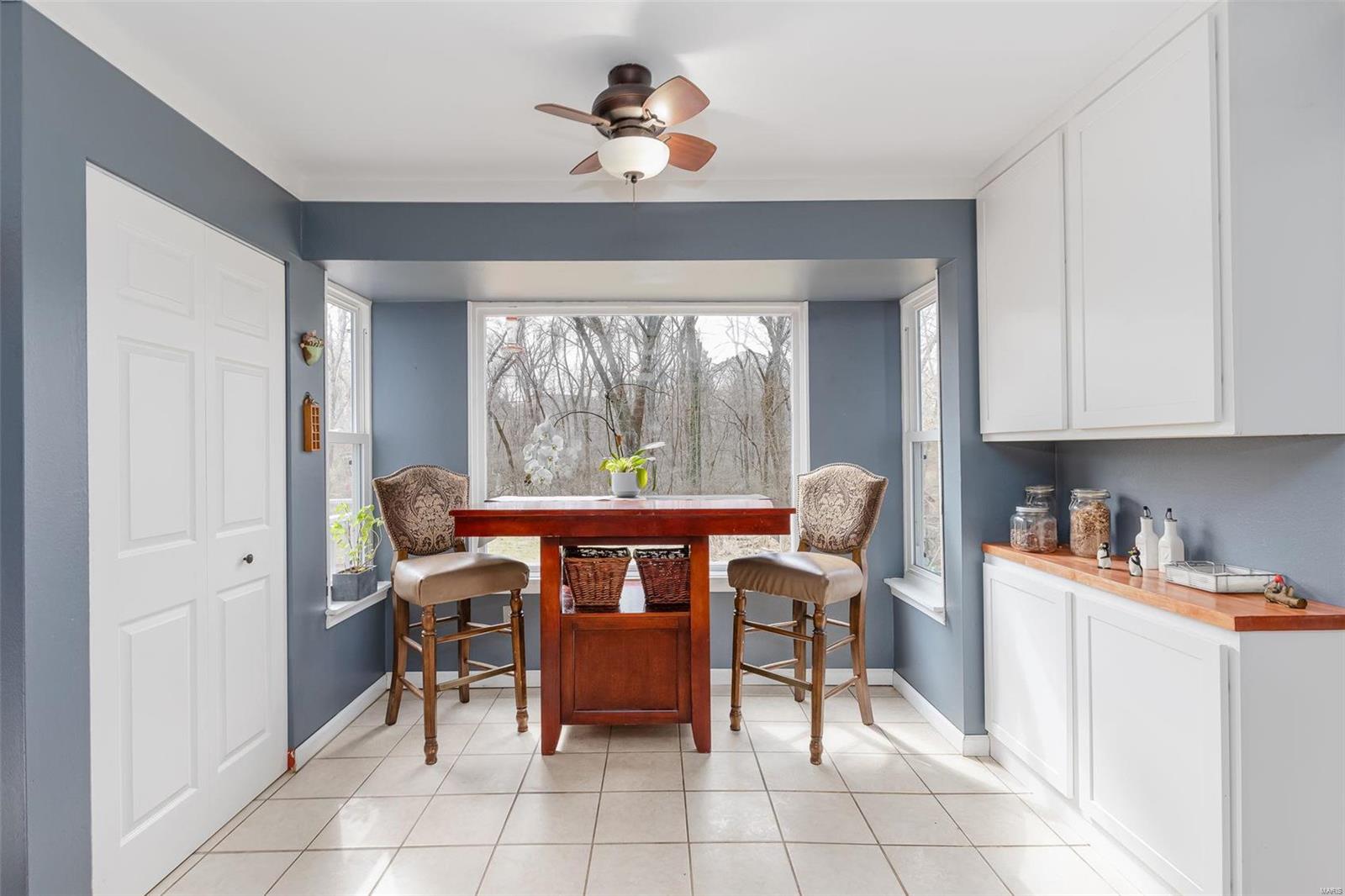 1218 Dunloe Road Ballwin, MO 63021 - Photo 13 of 42 Gallery Image 13