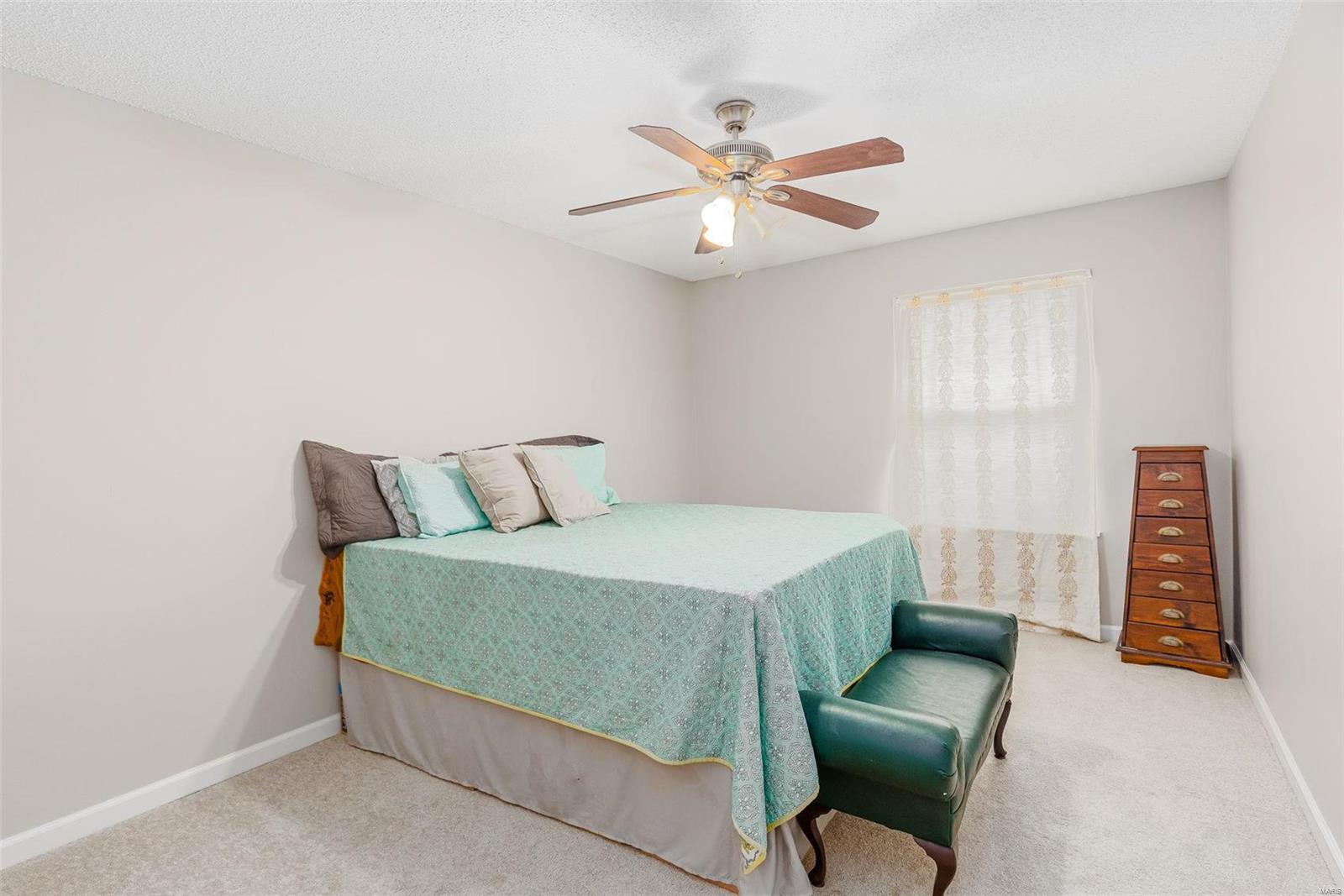 1218 Dunloe Road Ballwin, MO 63021 - Photo 20 of 42 Gallery Image 20