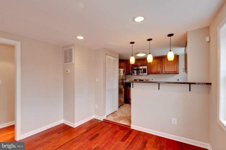 9532 Temple Hill Road Clinton, MD 20735 - Photo 12 of 19 Interior (General)