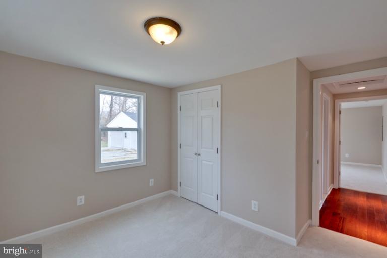 9532 Temple Hill Road Clinton, MD 20735 - Photo 17 of 19 Interior (General)