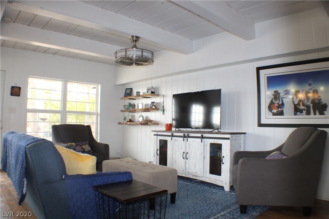 2950 Taylor Street Logandale, NV 89021 - Photo 7 of 46