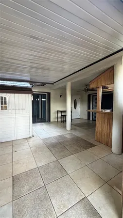 $3,000 | 2450 West 67th Place, Unit 1312, Hialeah, FL 33016