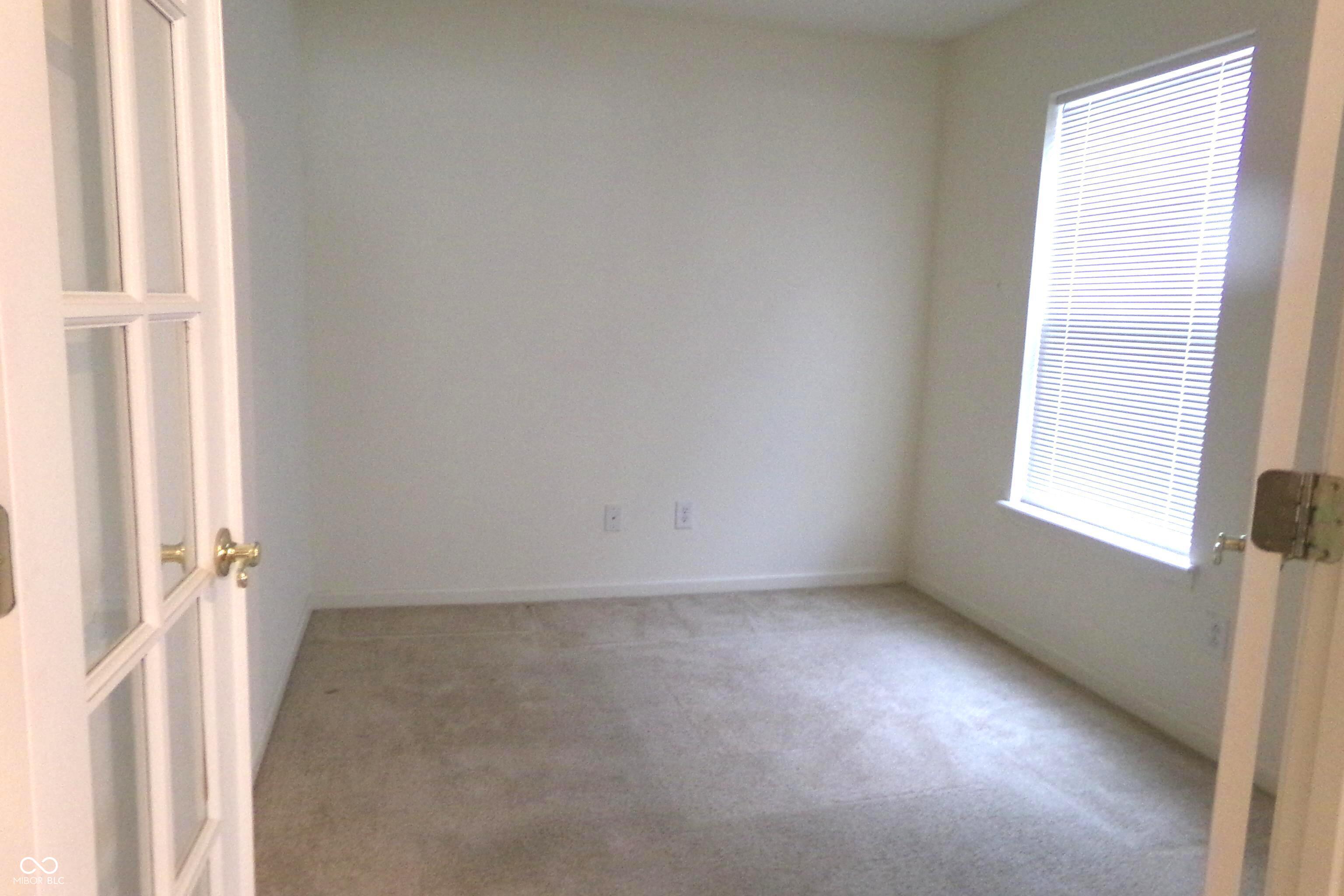 7451 Oak Knoll Drive Indianapolis, IN 46217 - Photo 15 of 50 Gallery Image 15