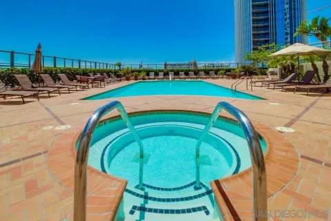 $949,000 | 700 West E Street, Unit 1602, San Diego, CA 92101