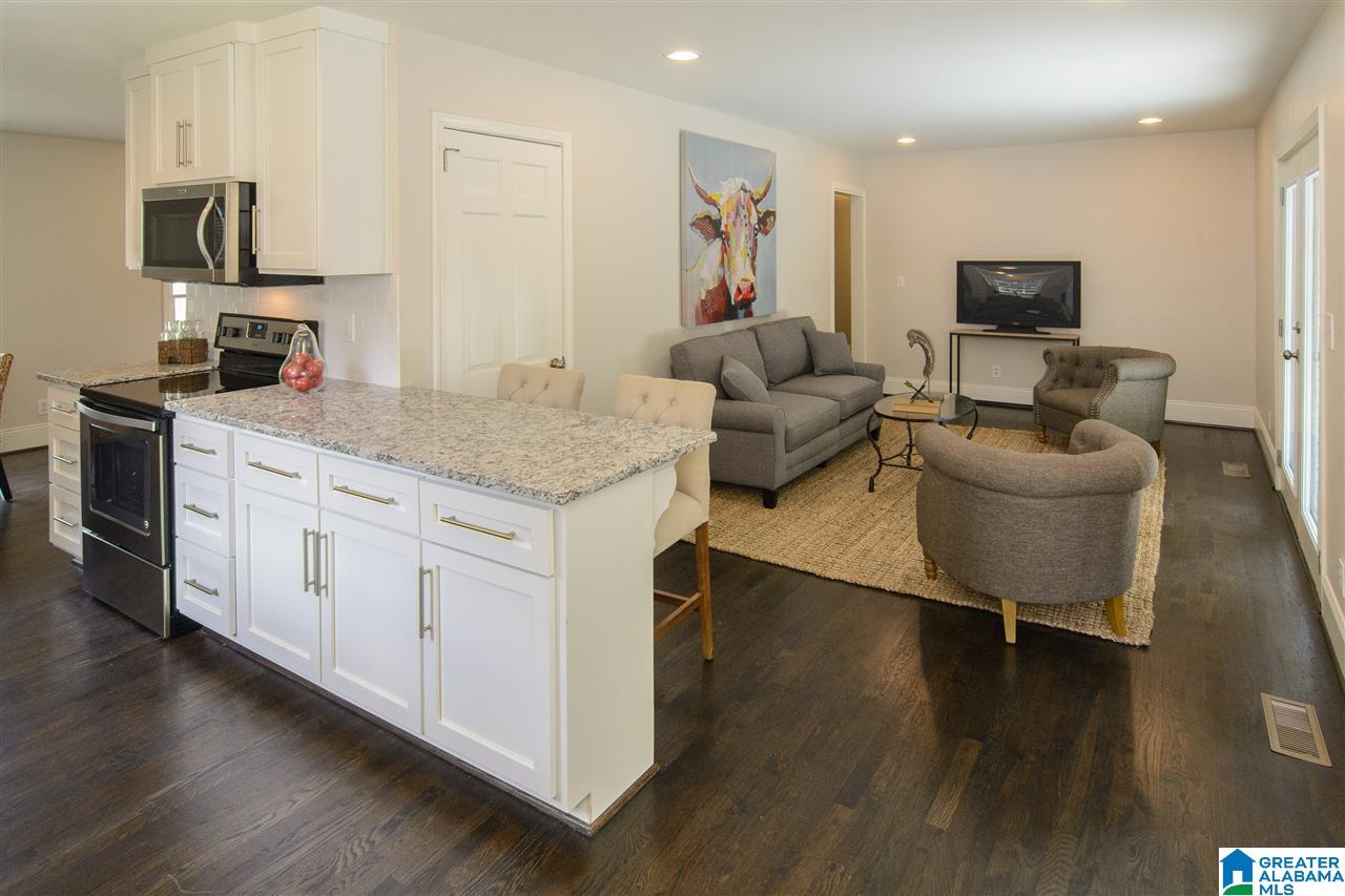 1340 Sumar Road Birmingham, AL 35213 - Photo 15 of 35