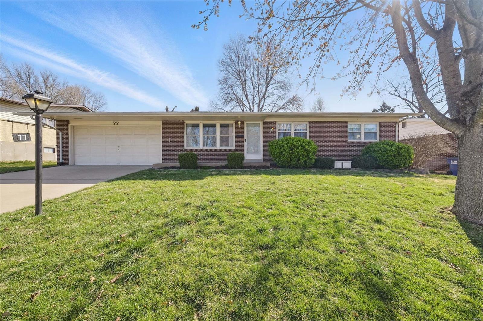 77 Willow Way St. Charles, MO 63304 - Photo 2 of 26