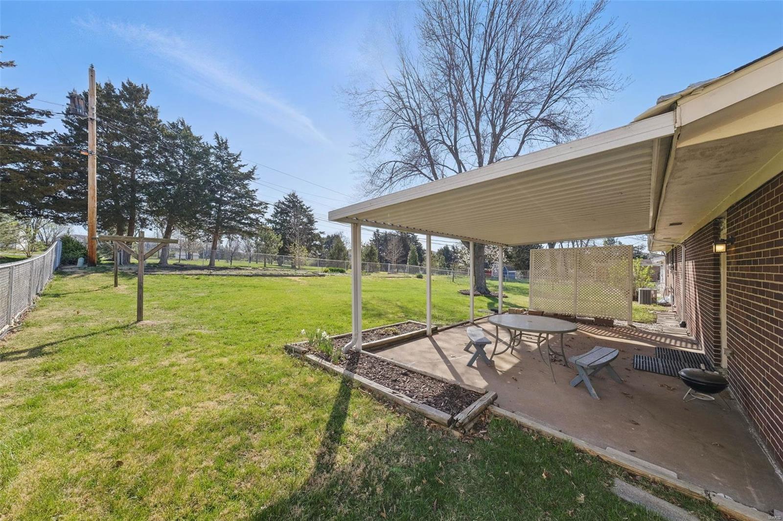 77 Willow Way St. Charles, MO 63304 - Photo 22 of 26