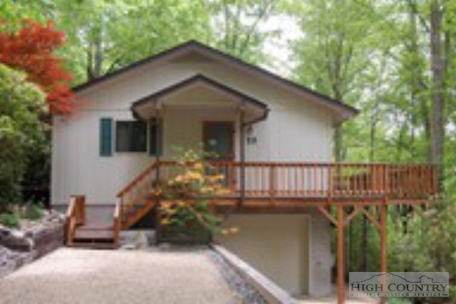 23 Goldfinch Road Newland, NC 28657 - Photo 6 of 14