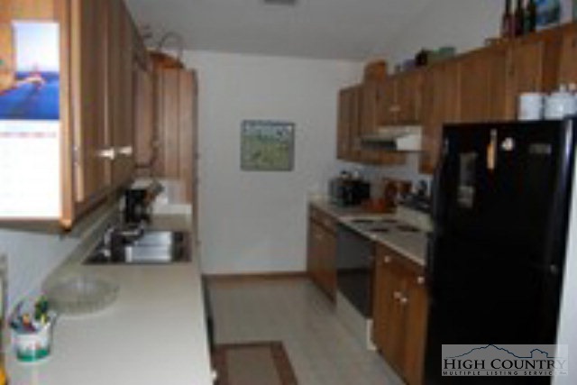 23 Goldfinch Road Newland, NC 28657 - Photo 7 of 14