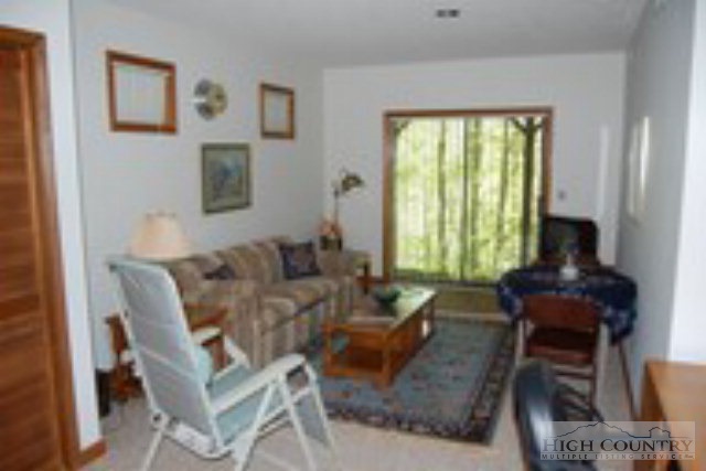 23 Goldfinch Road Newland, NC 28657 - Photo 9 of 14