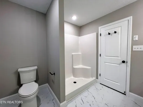 $2,200 | 6812 Highbank Lane, Knoxville, TN 37938