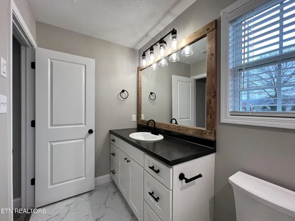 $2,200 | 6812 Highbank Lane, Knoxville, TN 37938