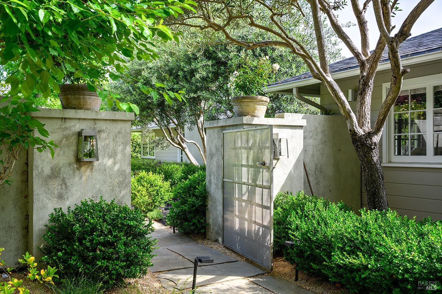 33 Rancheria Road Kentfield, CA 94904 - Photo 10 of 87