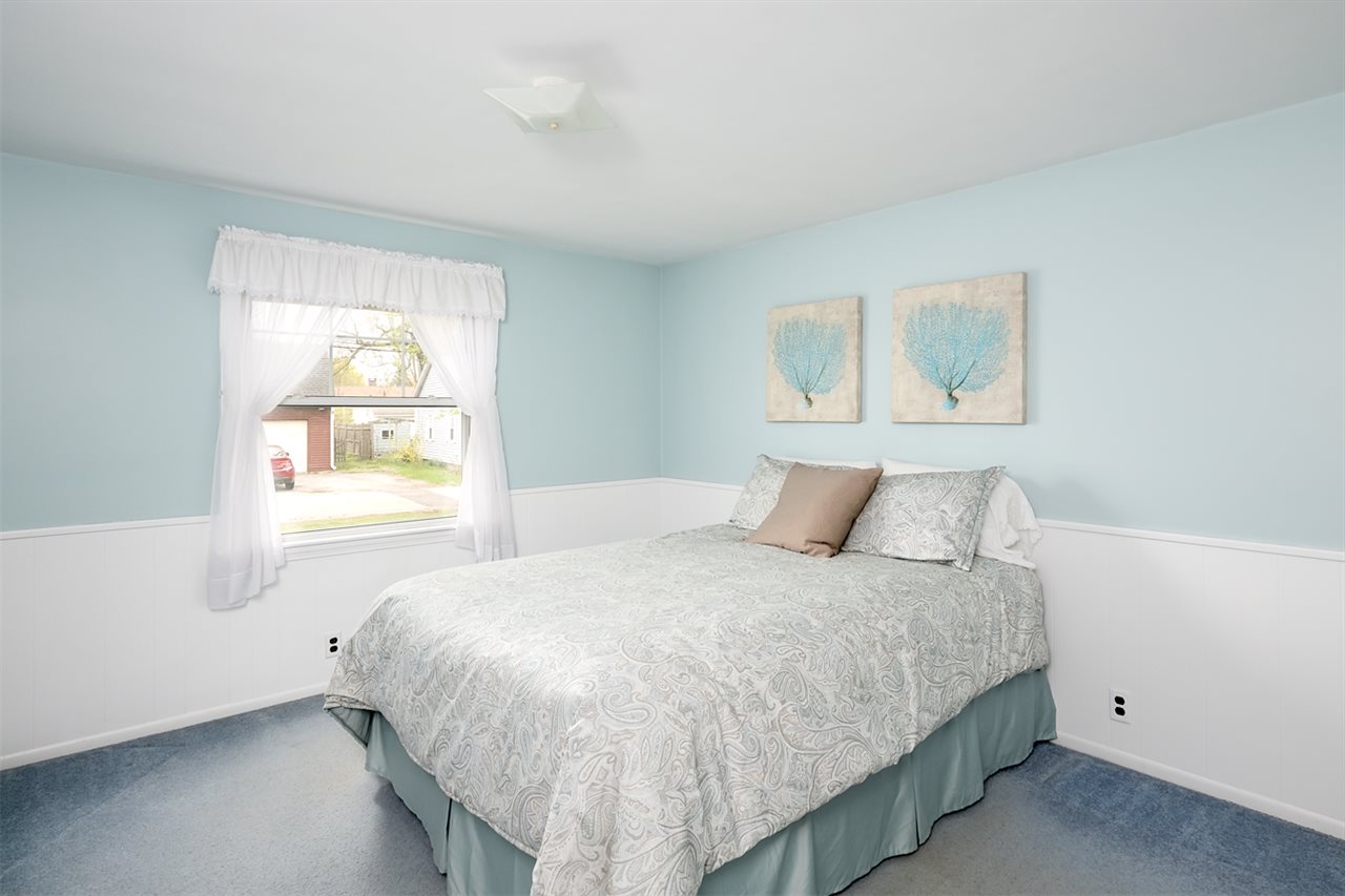 4 Spruce Street Exeter, NH 03833 - Photo 12 of 36 Gallery Image 12