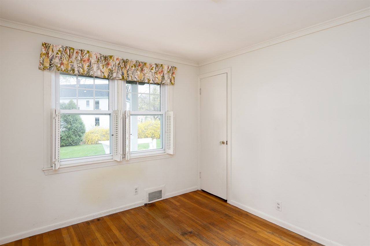4 Spruce Street Exeter, NH 03833 - Photo 18 of 36 Gallery Image 18