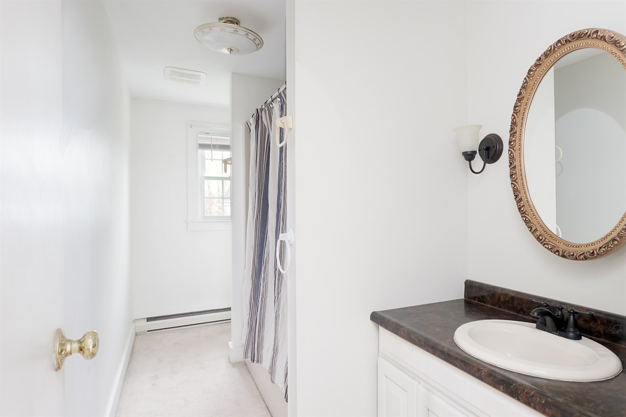 4 Spruce Street Exeter, NH 03833 - Photo 27 of 36 Gallery Image 27