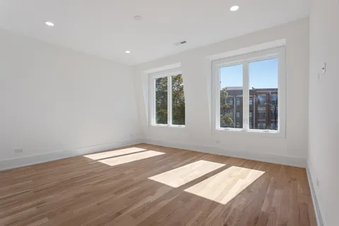 $1,795,000 | 3740 North Racine Avenue, Unit 2, Chicago, IL 60613