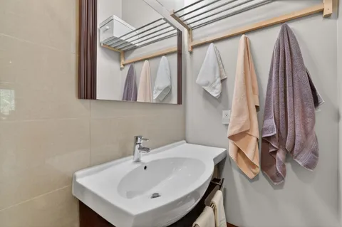 $450,000 | 1725 14th Street, Unit 207, Sacramento, CA 95811
