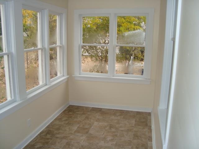 2401 4th Street Moline, IL 61265 - Photo 5 of 9 Gallery Image 5