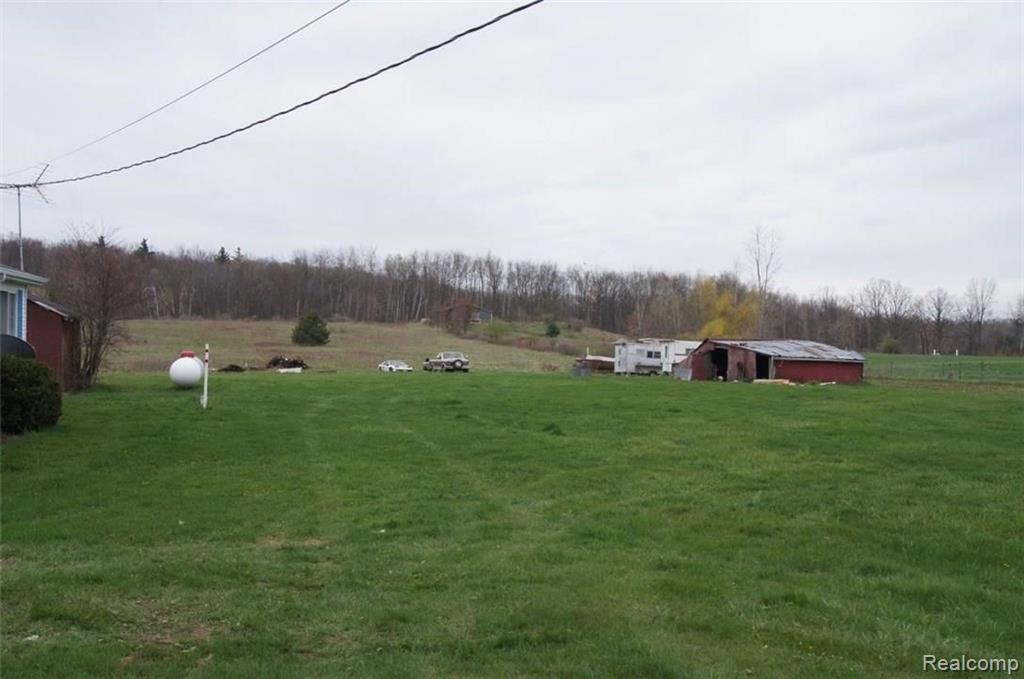 3803 Williams Road Columbiaville, MI 48421 - Photo 2 of 30