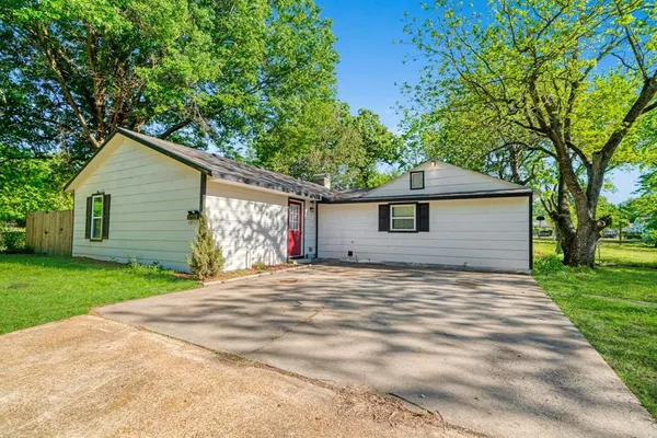 $157,500 | 2617 Graham Street, Paris, TX 75460