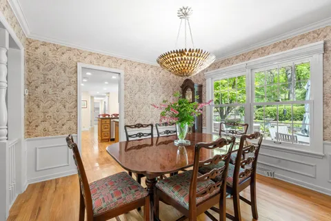$825,000 | 4742 Gaywood Drive, Minnetonka, MN 55345