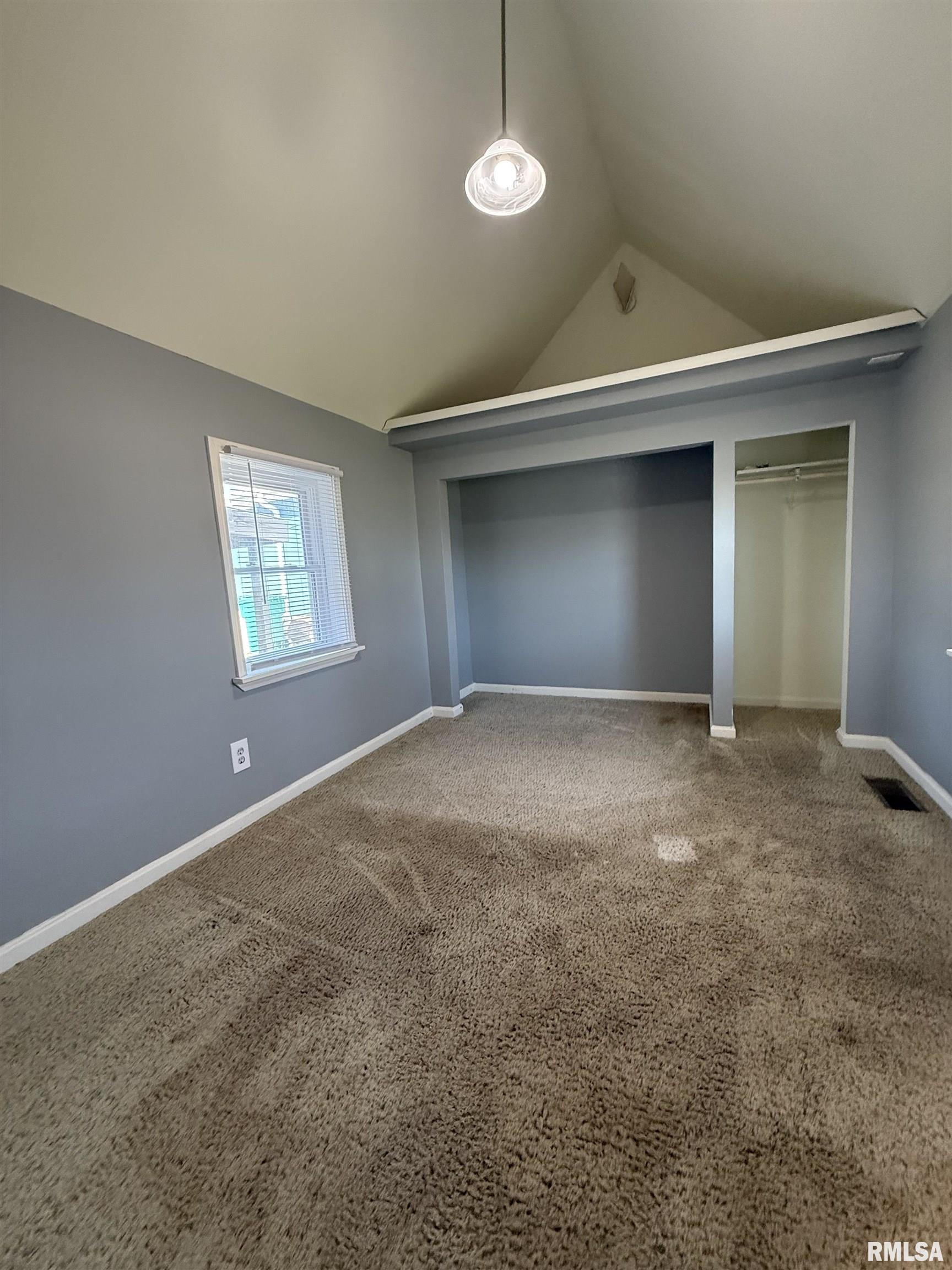 902 East Pierce Street Macomb, IL 61455 - Photo 12 of 21