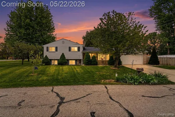$365,000 | 4821 Shelbyshire Drive, Utica, MI 48316