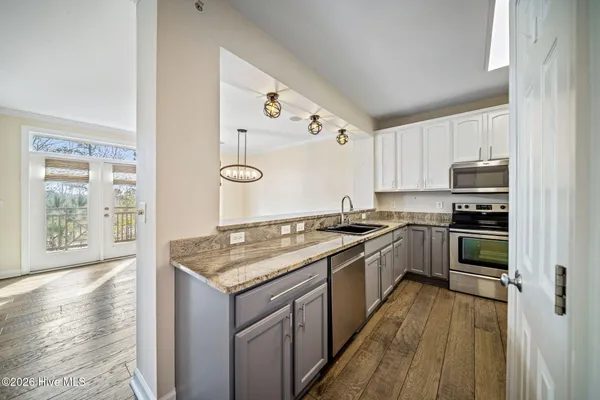 $489,000 | 648 Village Park Drive, Unit 302, Wilmington, NC 28405