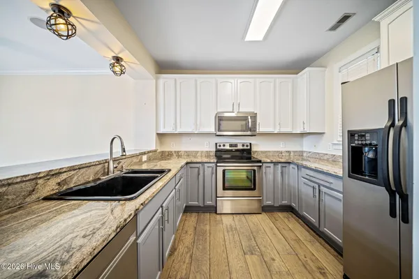 $489,000 | 648 Village Park Drive, Unit 302, Wilmington, NC 28405