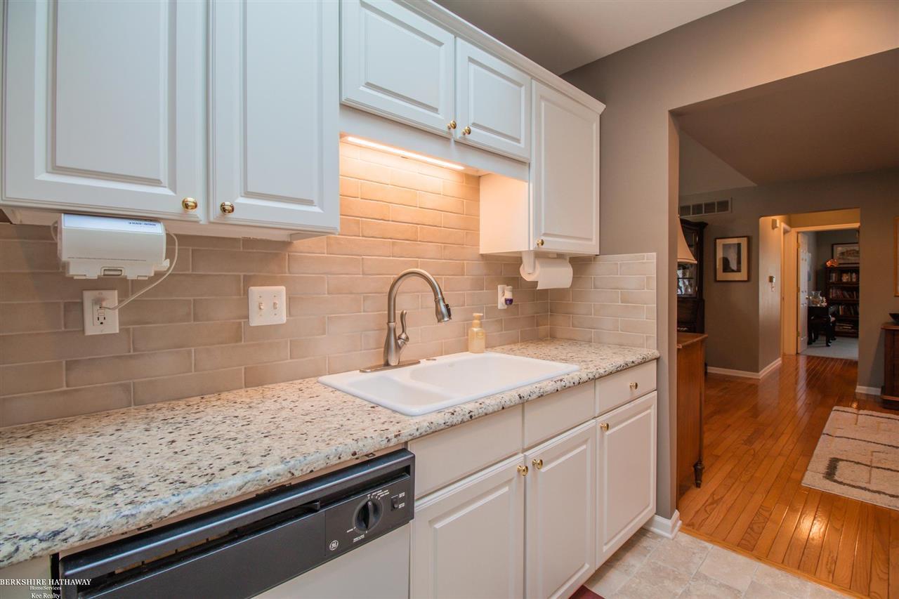 50156 Raleigh Court Macomb, MI 48044 - Photo 16 of 47 50076162-15.JPG
