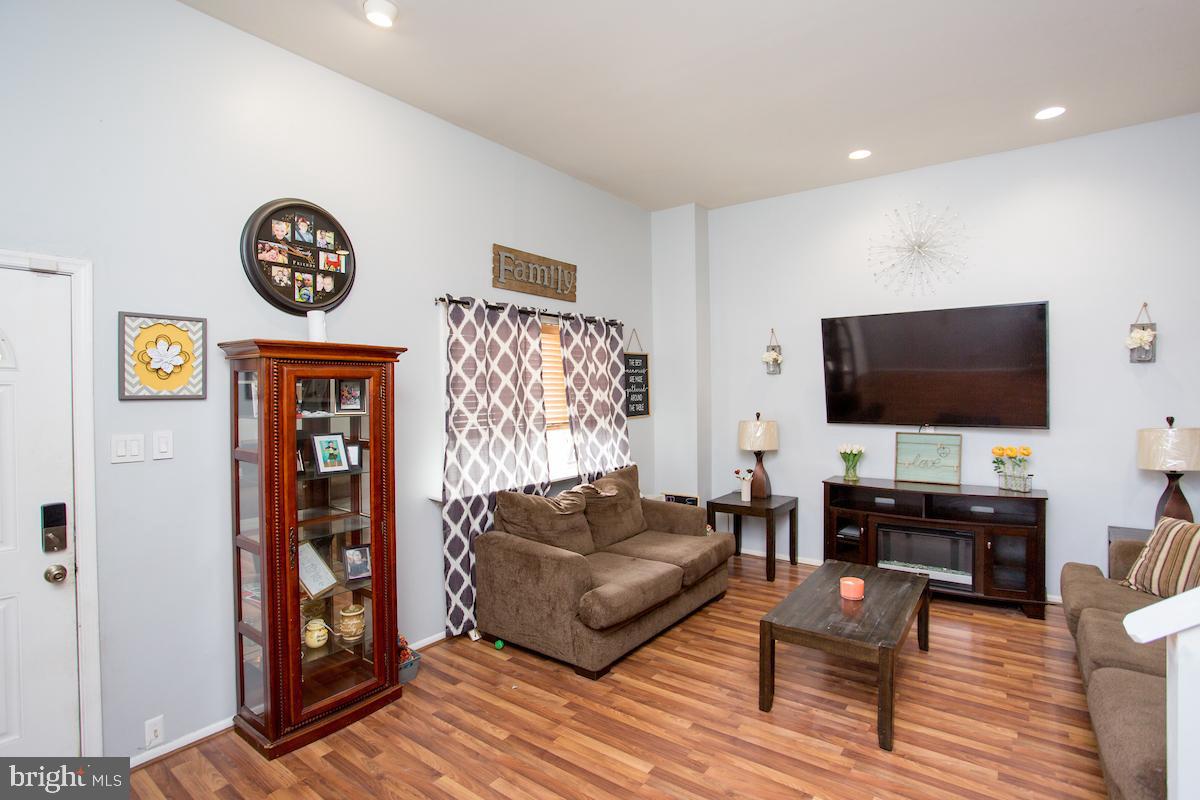 5206 Bay Road, Unit N Bensalem, PA 19020 - Photo 7 of 41 Gallery Image 7