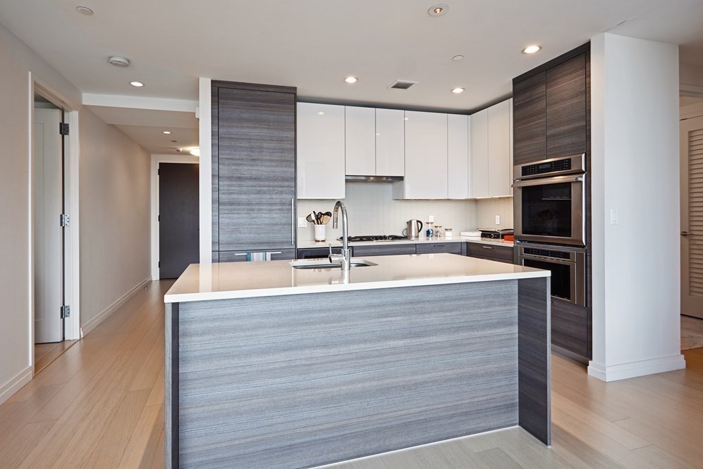 1 Franklin Street, Unit 2601 Boston, MA 02110 - Photo 4 of 31