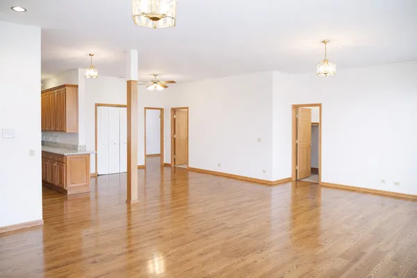 $3,420 | 2375 West Montana Street, Unit 3A, Chicago, IL 60647