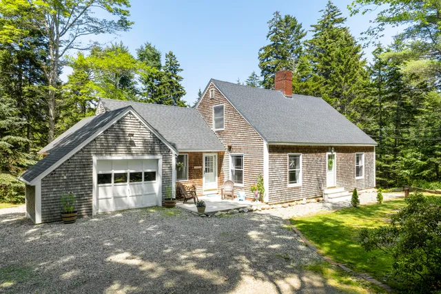 $595,000 | 44 King Phillips Trail, Boothbay, ME 04544