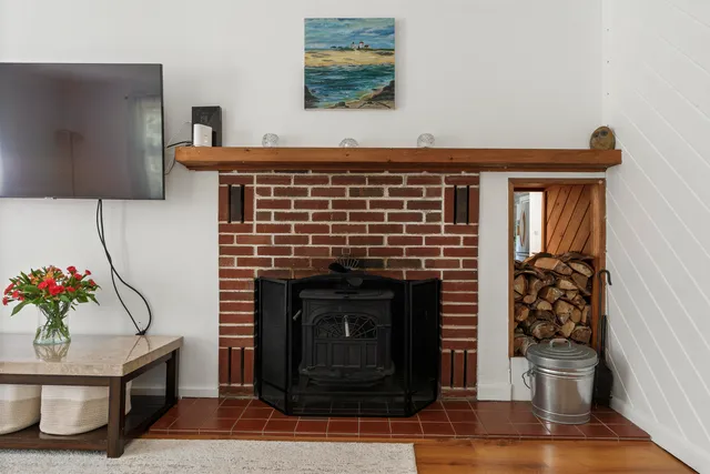 $595,000 | 44 King Phillips Trail, Boothbay, ME 04544