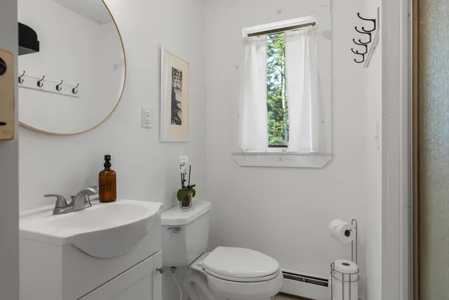 $595,000 | 44 King Phillips Trail, Boothbay, ME 04544