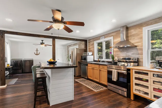 $595,000 | 44 King Phillips Trail, Boothbay, ME 04544